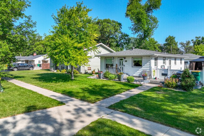 Ranch homes are well maintained in the Francis neighborhood.