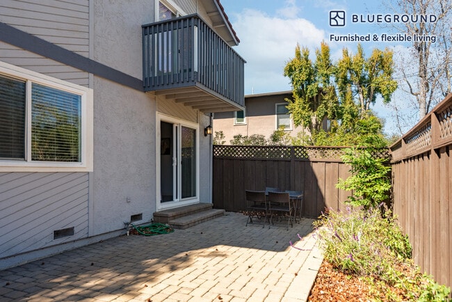 328 Bryant St, Palo Alto, CA 94301 - photo 4