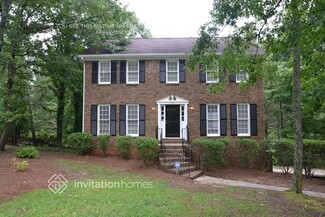 195 Farm Hill Cir, Roswell, GA 30075