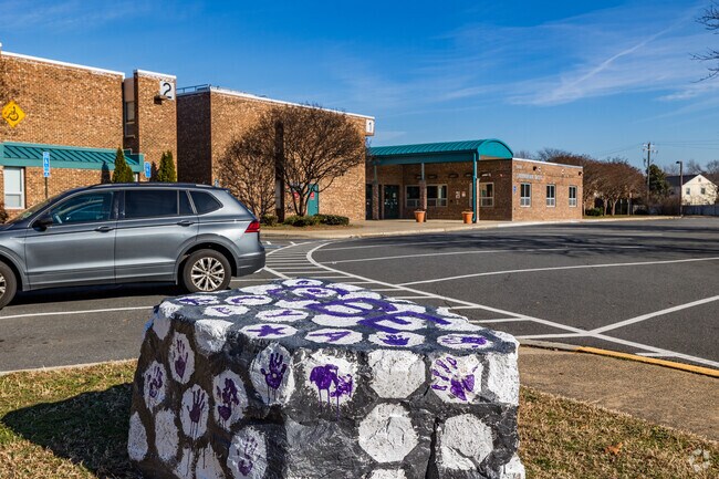 Greenbriar East Elementary School 6