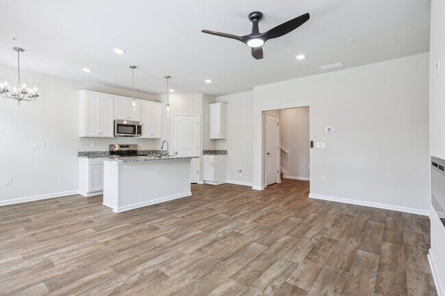 11561 Kimberly Way, Hampton, GA 30228 - photo 5