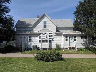 613 Bay St, Saint Paul, MN 55102