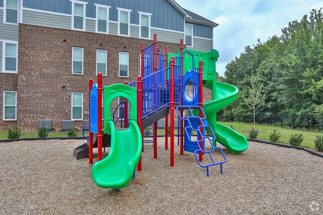 Reflection Pointe NC, Asheville, NC 28806 - photo 3