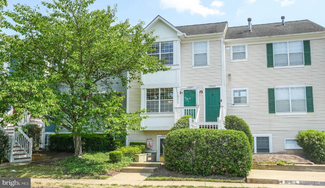 10933 Postern Ct, Manassas, VA 20109