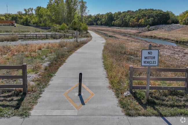 Leeds offers a couple of different walking and bike trails.