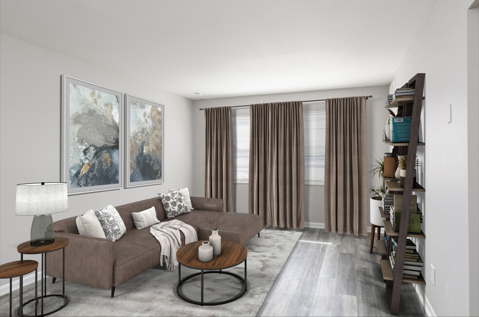 Village Court Apartmemts, Columbus, OH 43229 - photo 1