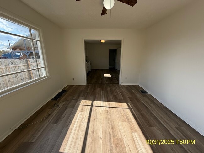 3219 S Vine St, Muncie, IN 47302 - photo 2