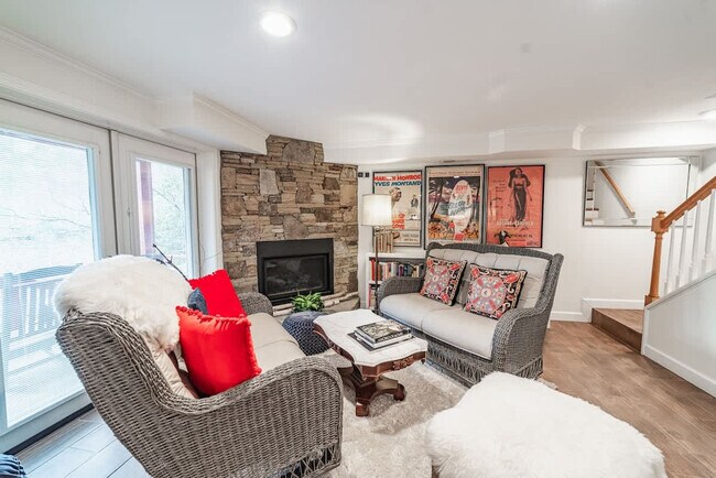 126 Cullasaja Dr unit ID1360121P, Highlands, NC 28741 - photo 5