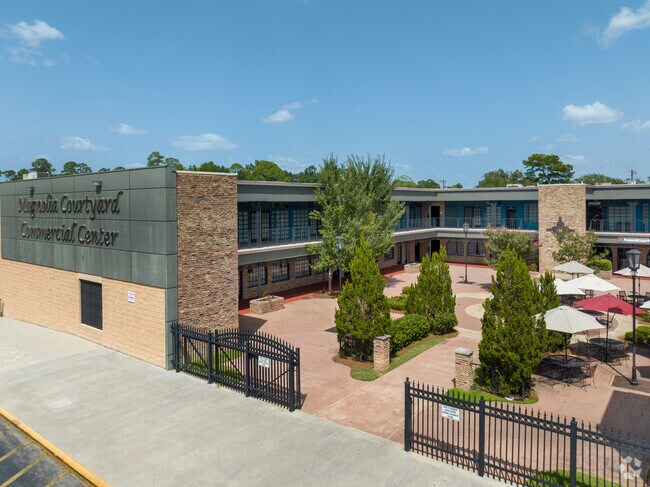 Just next door to the Winn Dixie, you have more retail and shopping.