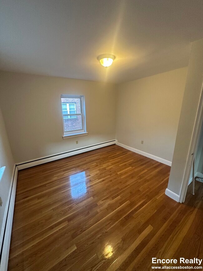 61 Selkirk Rd unit 17, Brighton, MA 02135 - photo 6