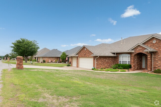 Ranch style homes line the streets of Cedar Valley.