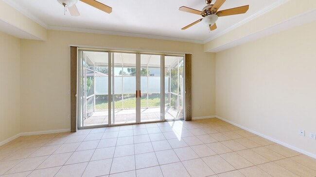 13135 Broadhurst Loop unit 601, Fort Myers, FL 33919 - photo 3