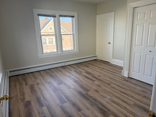 44 Highland St unit 2, Pawtucket, RI 02860 - photo 2