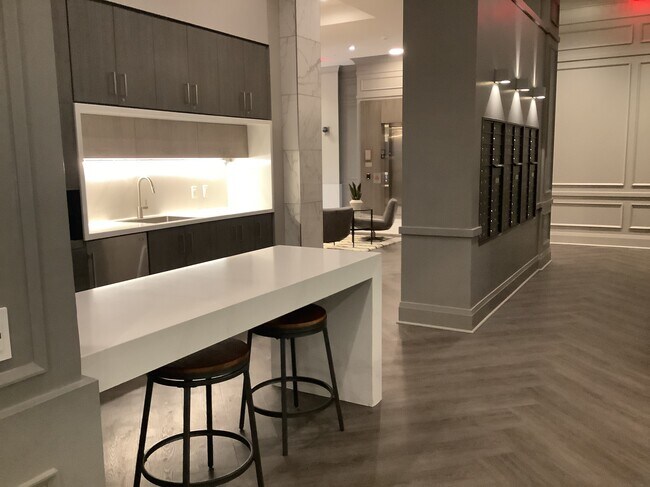 The Rushmore, Washington, DC 20003 - photo 3