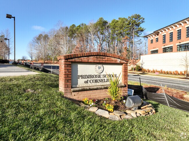 The brick signage at Primrose School of Cornelius.
