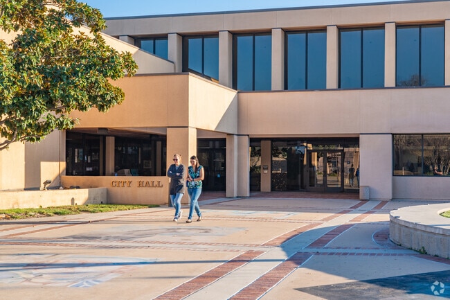 Simi Valley City Hall is a perfect place for locals to learn about the history of Simi Valley.