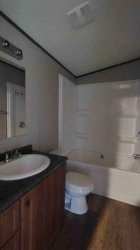 3831 SW South Park Ave, Topeka, KS 66609 - photo 6