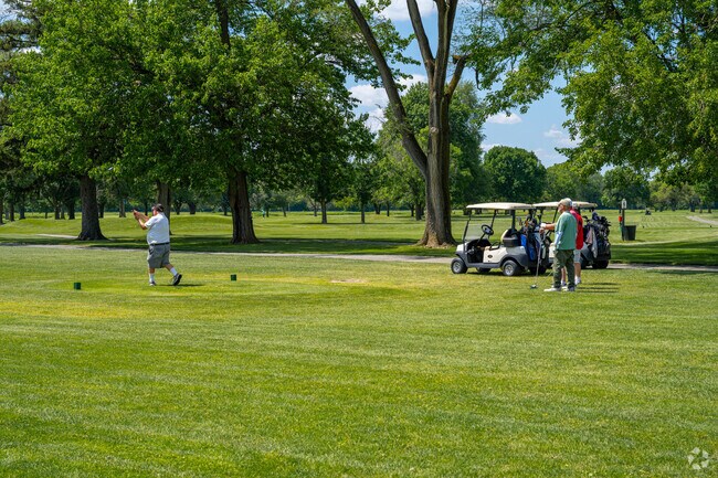 Hickory Grove seniors can join the Thursday afternoon league at the Donald Ross Golf Course.