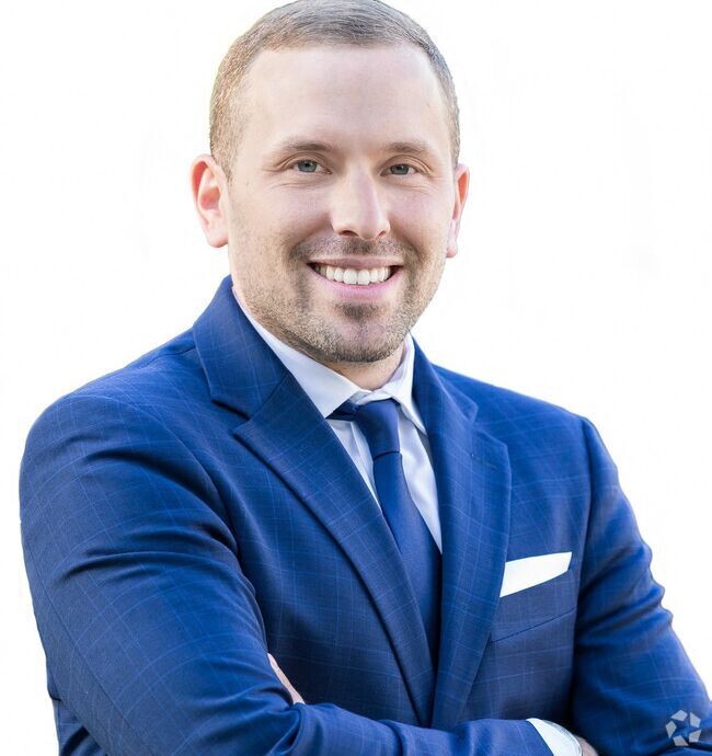 Agent Photo