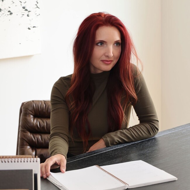 Agent Photo