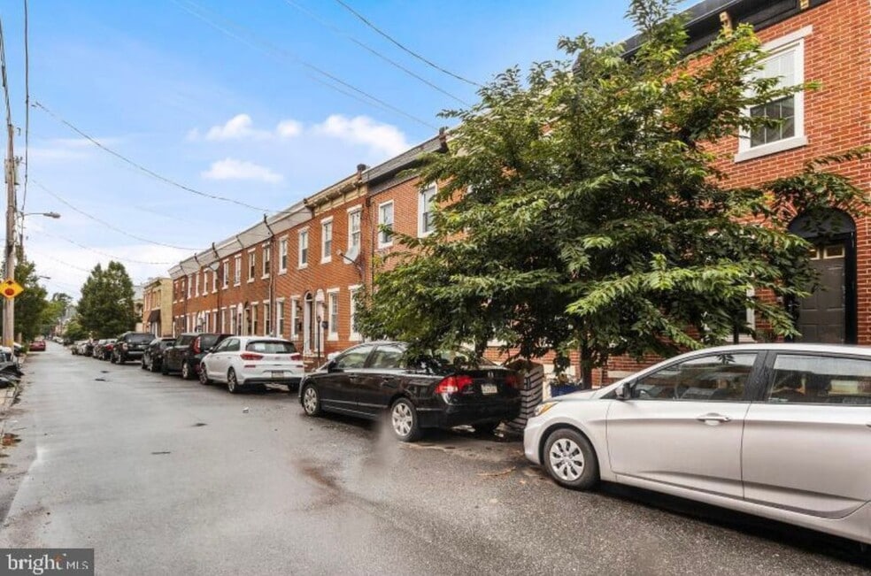 2427 E Boston St, Philadelphia, PA 19125 - photo 1