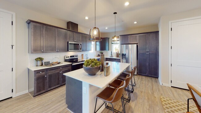 216 Foxtrot Ct, San Luis Obispo, CA 93401 - photo 4