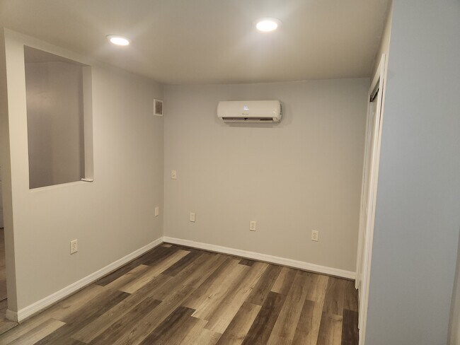 13406 Boca Ciega Ave unit 1, Madeira Beach, FL 33708 - photo 7