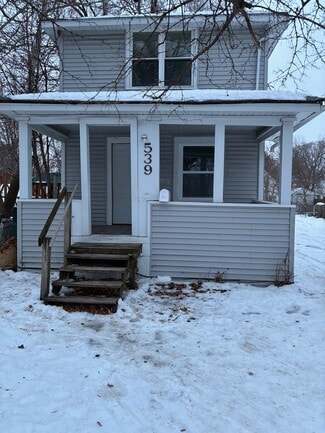 539 Isbell St, Lansing, MI 48910