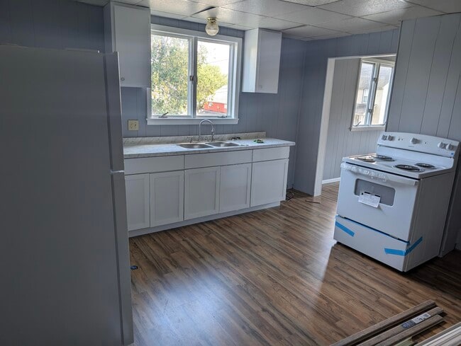 302 Jerome Ave unit 2, Jerome, PA 15937 - photo 4