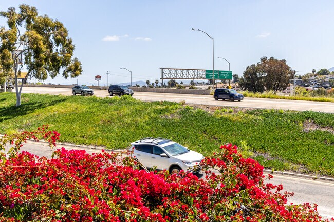 The Highway 94 is easily accessible from Broadway Heights.