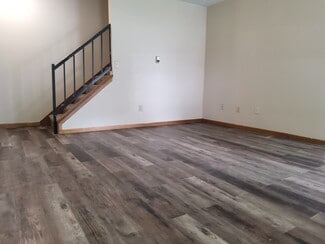 202 Heritage Cir, Bucyrus, OH 44820