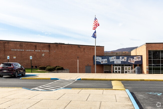 Niche gave Northern Lehigh Senior High School a C+ rating.