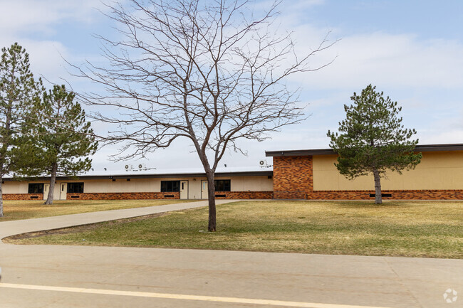 Francis Case Elementary offers safe and quality education in Box Elder.