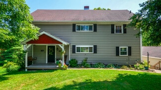 11220 Vista Dr, Hiram, OH 44234