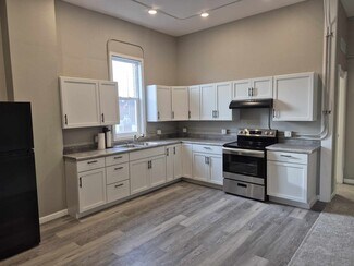 19 W Central St Unit 3, Chippewa Falls, WI 54729