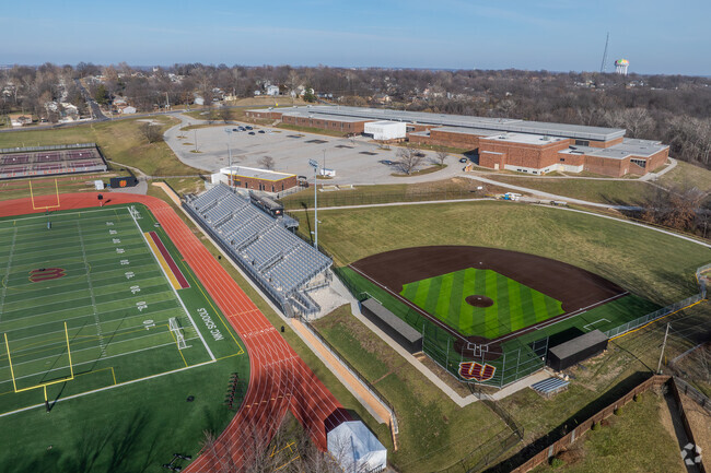 Winnetonka High School is a community of scholars committed to achieving academic excellence.