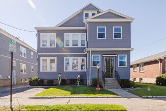 13 Woodrow Ave Unit 1, Newton, MA 02460