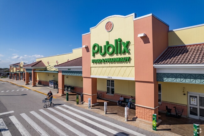 Residents drive into Minneola to buy groceries at the Publix Super Market at Eagle Ridge Shoppes