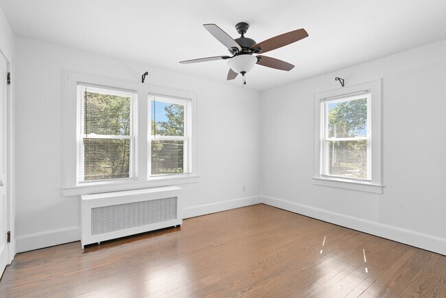 115 Billian St unit 2, Bridgewater, NJ 08807 - photo 3