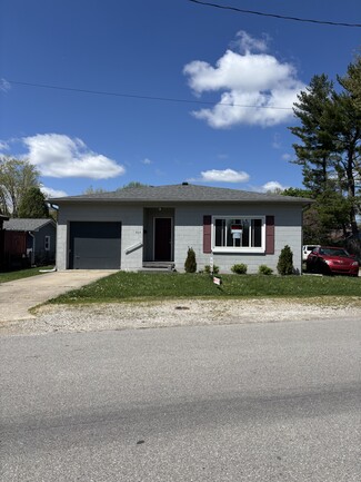 864 Harlan St, Plainfield, IN 46168