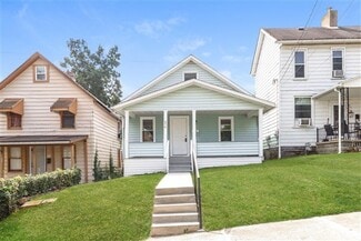 856 Broad St, Washington, PA 15301