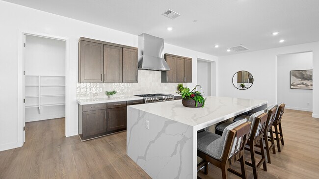 10046 Diana Summit St, Las Vegas, NV 89143 - photo 3