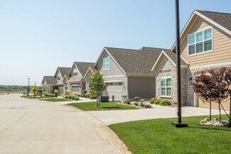 1008 Creekside, Waukee, IA 50263