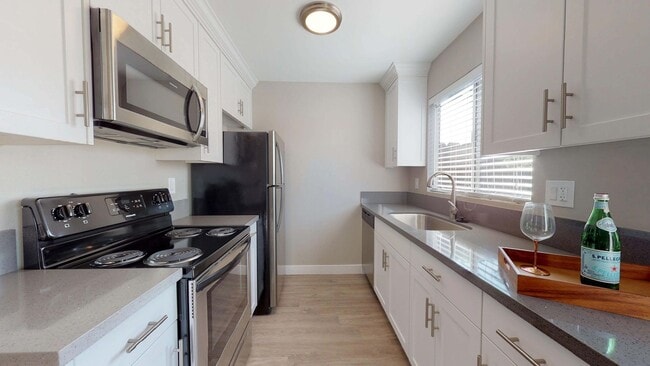 Henry Square - Where Modern Comfort Meets Neighborhood Charm, El Cajon, CA 92019 - photo 6