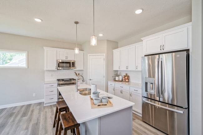 1486 Otter Way unit 37169817, New Richmond, WI 54017 - photo 2