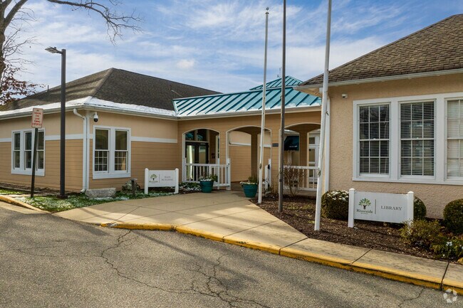 The entrance to Riverside School.