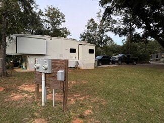 11947 Woodland Ave, Foley, AL 36535