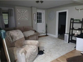 28 1/2 Grove St Unit 2, Salem, MA 01970