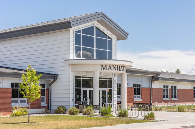 Manhattan Junior High School