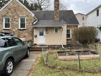 206 High St, State College, PA 16801